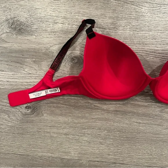 Victoria's Secret T-Shirt Push-Up Bra (Red Licorice Logo Shine Straps) - Picture 8 of 12